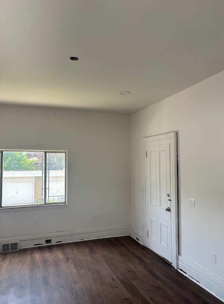 Bedroom - 112 22nd St