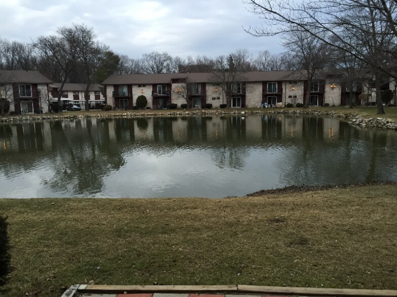 Building Photo - 7350 Woodview St