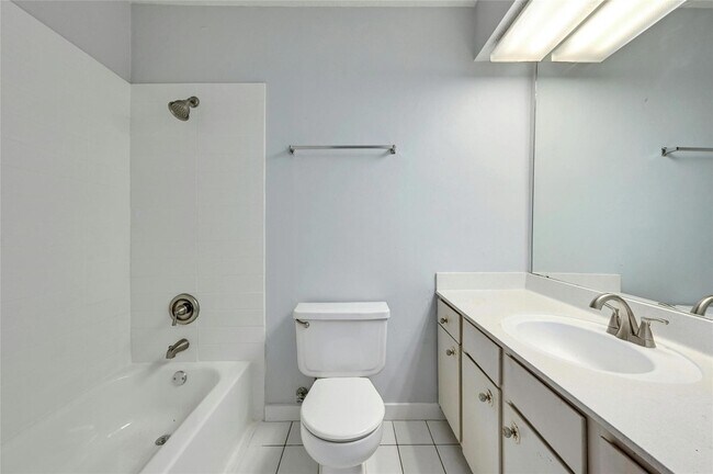 Building Photo - 8400 Jamestown Dr