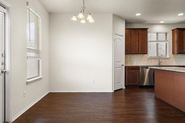 Building Photo - 11801 Jackson Fls Wy