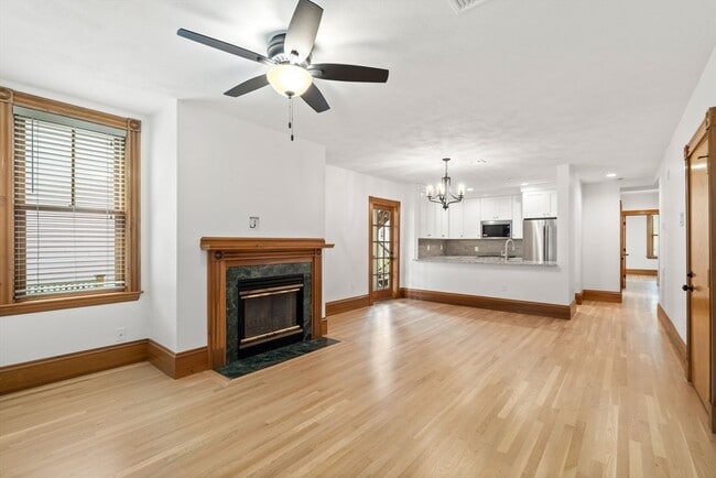 Building Photo - 75 Ferrin St