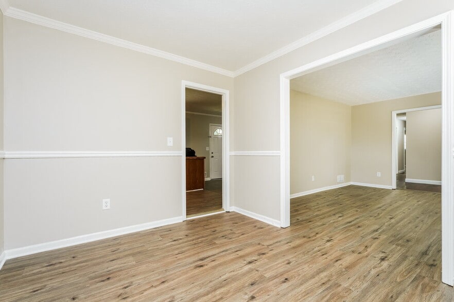 Building Photo - 1752 Enid Dr