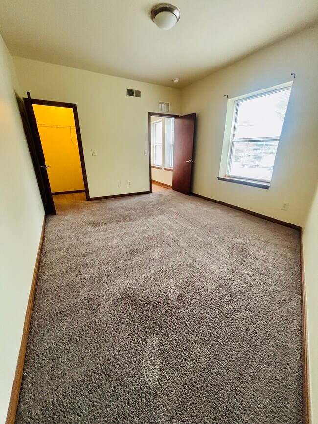 Building Photo - 450 Massachusetts Ave