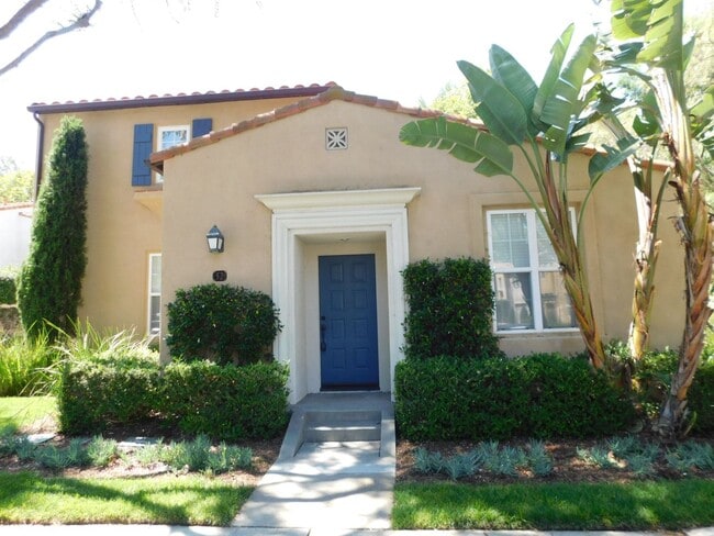 Primary Photo - Beautiful detached home in Quail Hill. 2 M...