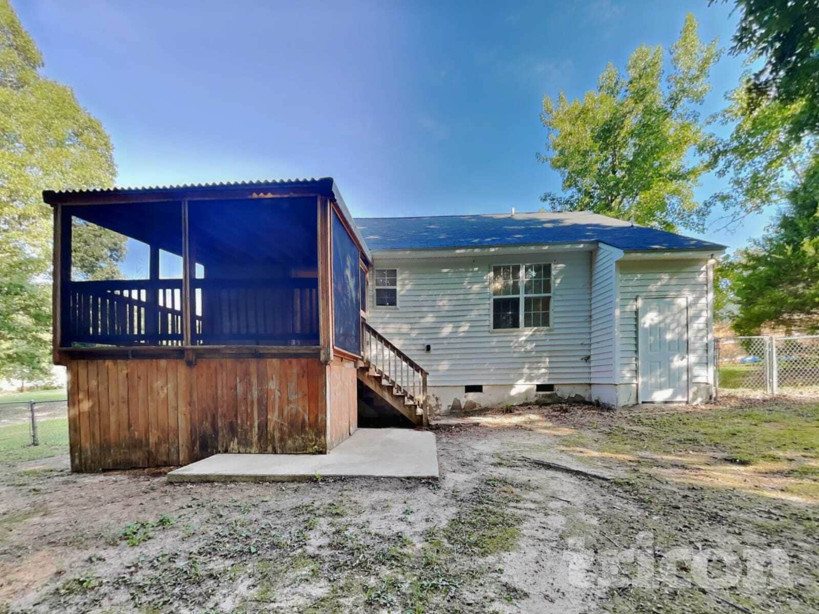 Building Photo - 125 Pinto Dr