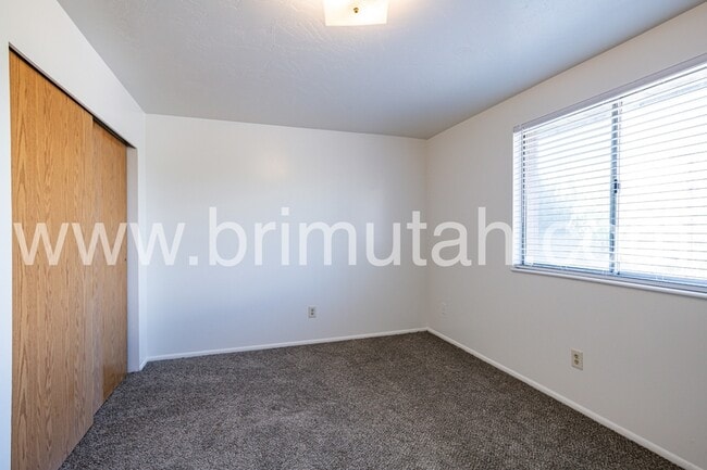 Building Photo - 4727 S 1300 E