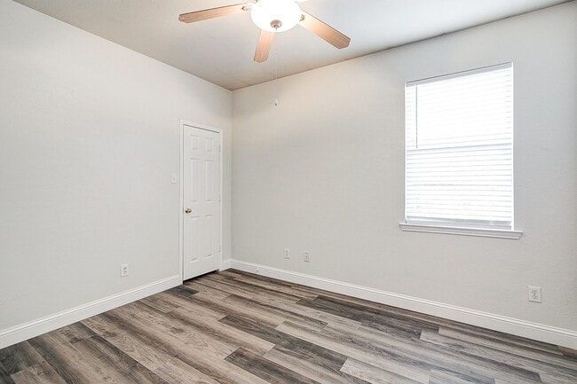 Building Photo - Serenity on the Greenbelt in Stonebridge Ranch