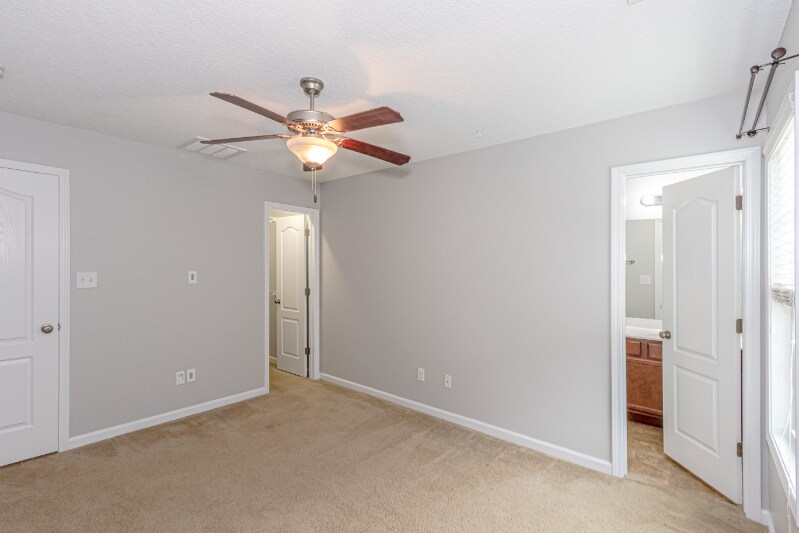 Building Photo - 133 Glen Cannon Drive