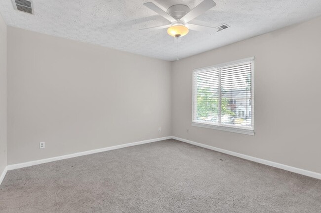 Building Photo - 2186 Spring Walk Ct