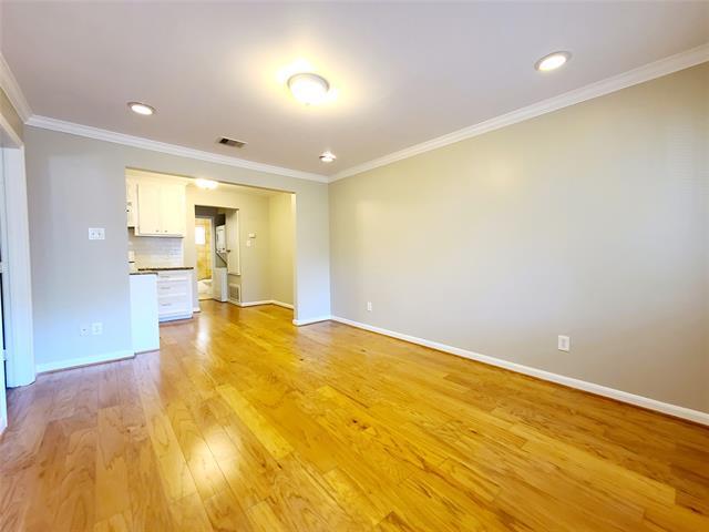 Building Photo - 4931 Junius St