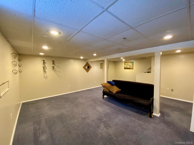 Building Photo - 404 Mountain Laurel Dr