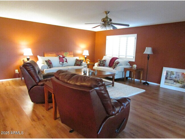 Building Photo - 9438 E Michigan Ave