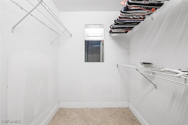 Building Photo - 11550 Villa Grand