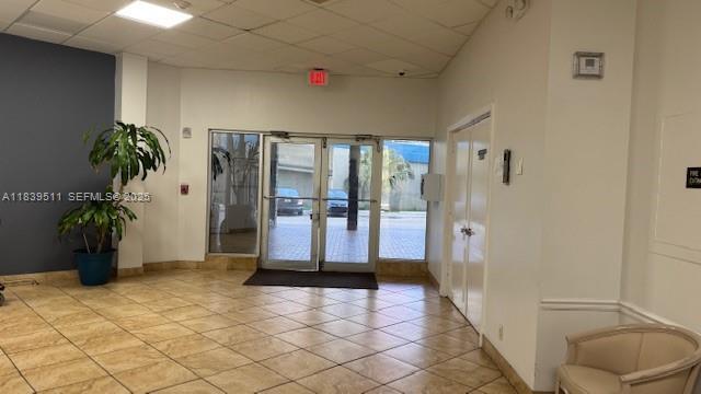 Building Photo - 1801 S Ocean Dr