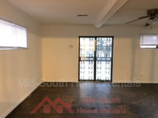 Building Photo - 1225 Berclair Rd
