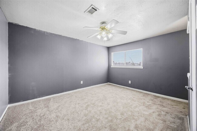 Building Photo - 1003 Misty Lea Ln