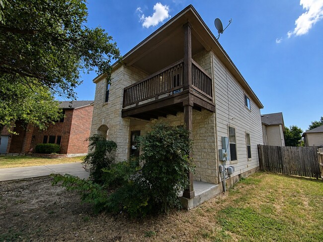 Building Photo - 525 Eagles Nest Cove