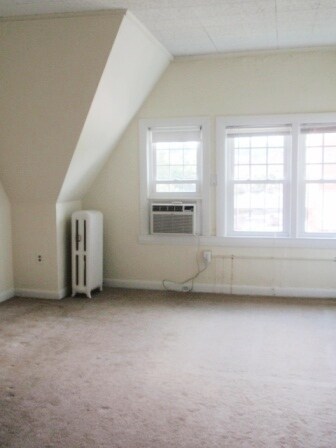 Building Photo - 1223 Beacon St