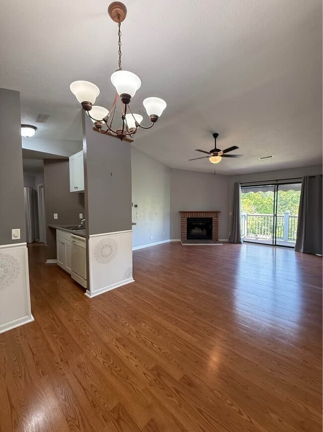 Building Photo - 44 Woodland Hills Dr