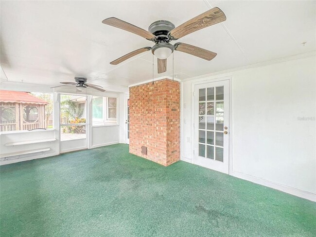 Building Photo - 2926 Forestgreen Dr S