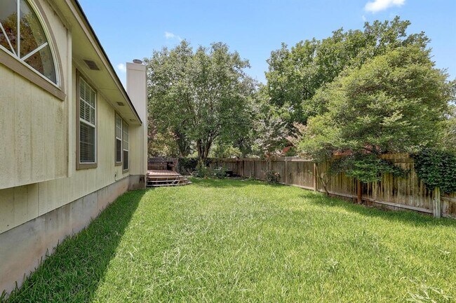 Building Photo - 16604 Denise Dr