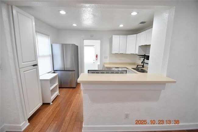 Building Photo - 4520 Burlington Ave N