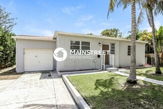 Building Photo - 2 Bedroom Pet-Friendly Home in Hollywood, ...