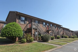 Building Photo - The Flats at Salem