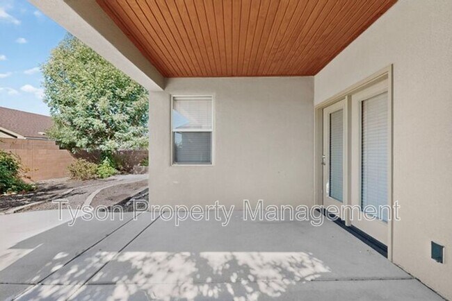 Building Photo - 6412 Sincho Ave