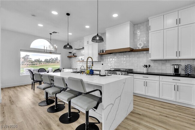 Building Photo - 9513 Villa Ridge Dr