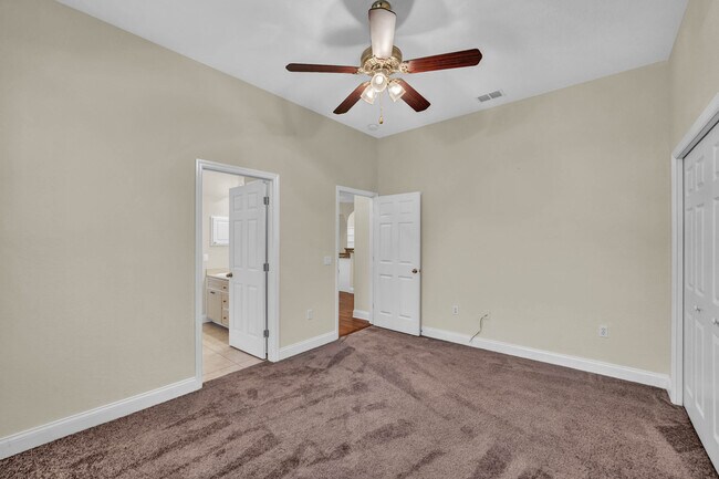 Bedroom 2. - 832 Ashton Oaks Cir