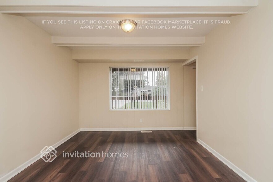 Building Photo - 183 Queenswood Rd
