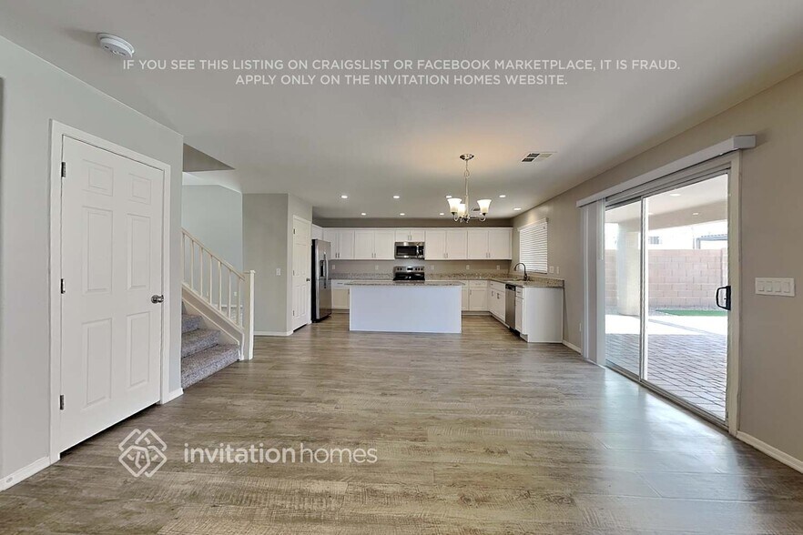Building Photo - 3278 W Yellow Peak Dr