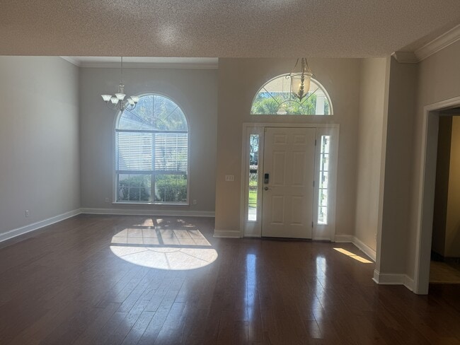 Building Photo - 141 Royal-