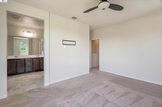 Building Photo - 1139 Genco Terrace