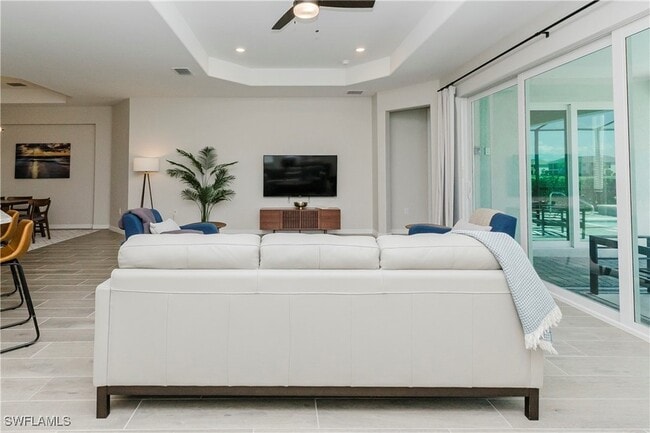 Building Photo - 15862 Sugar Hl Dr