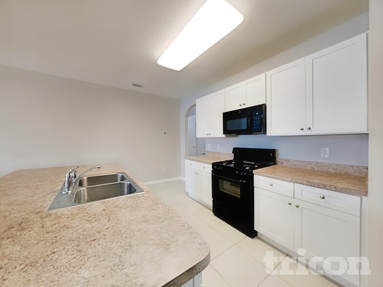 Building Photo - 3041 Teak Ct