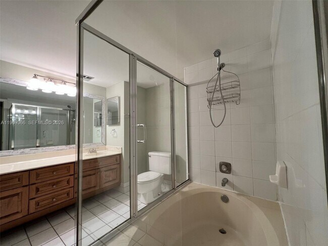 Building Photo - 7512 SW 95th Pl