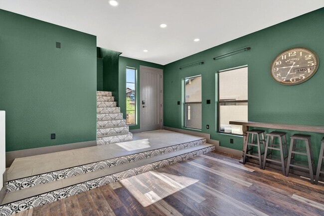 Building Photo - 6932 E Pearl St