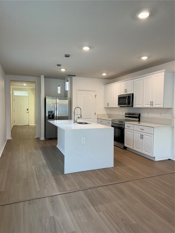 Building Photo - 1541 Fernmeadow St