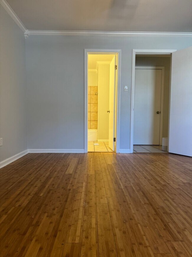 Building Photo - Questions please contact Joshua LaFever 501-230-6424