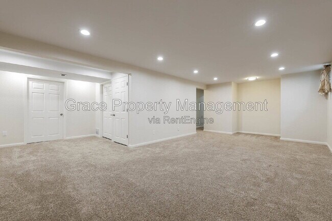 Building Photo - 12396 W Ohio Cir