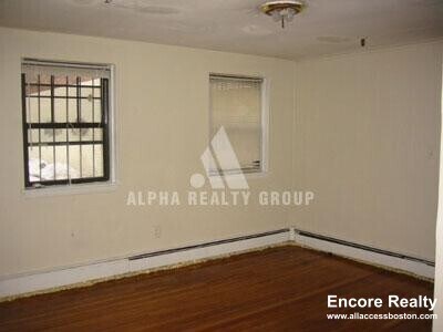 Building Photo - 58 Queensberry St