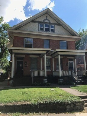 Building Photo - 571-573 Howell