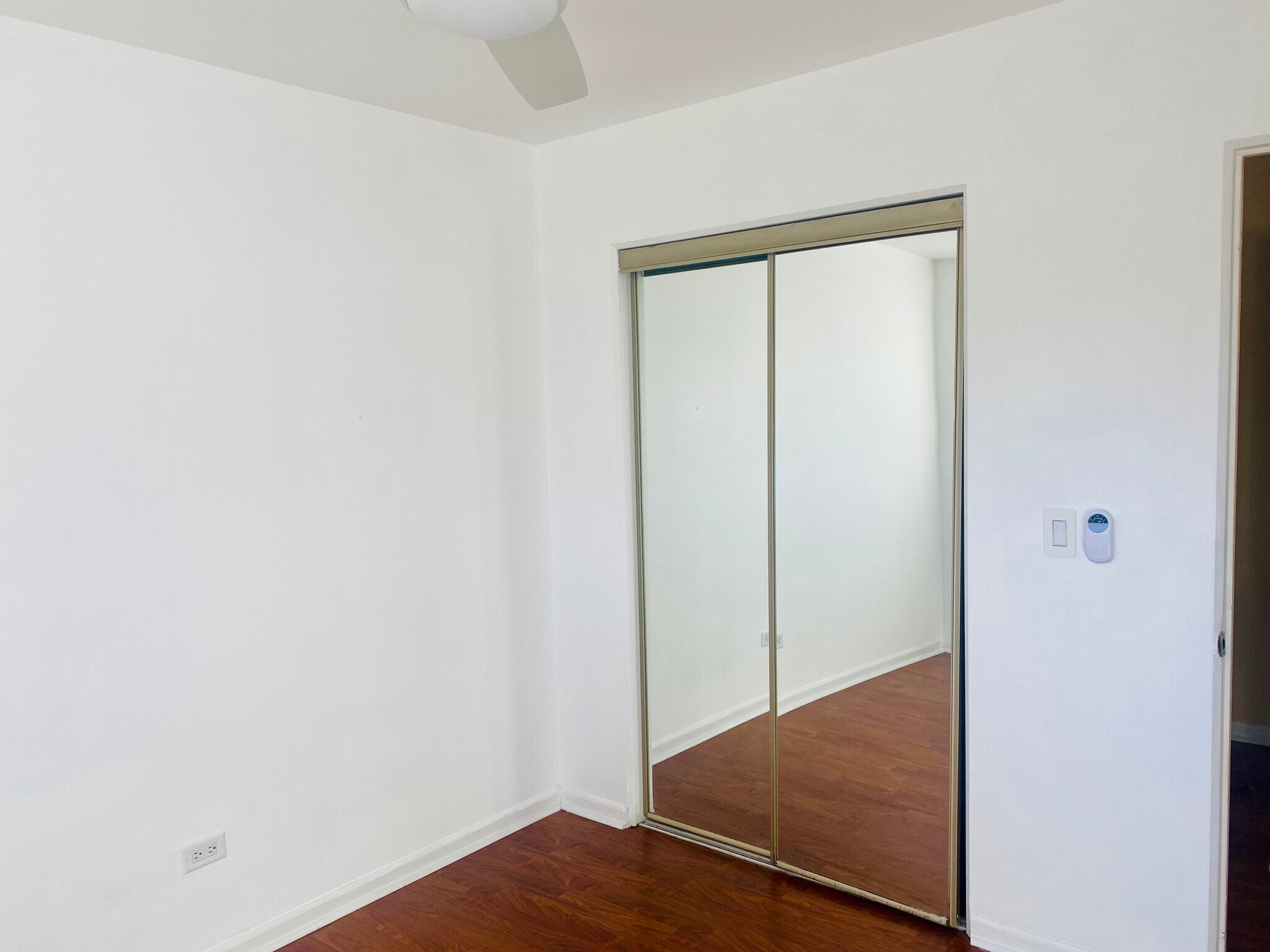 Bedroom - 417 W Miner St