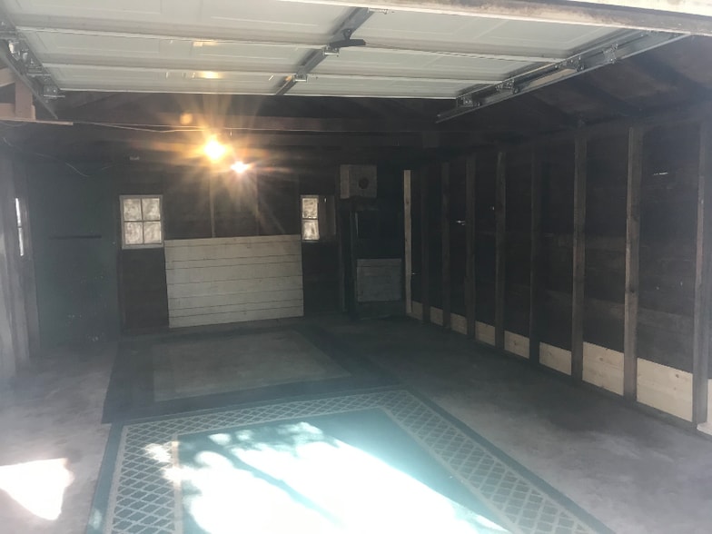 Building Photo - 1133 9th St