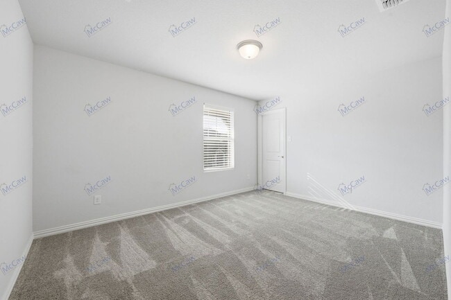 Building Photo - 236 Henly Dr