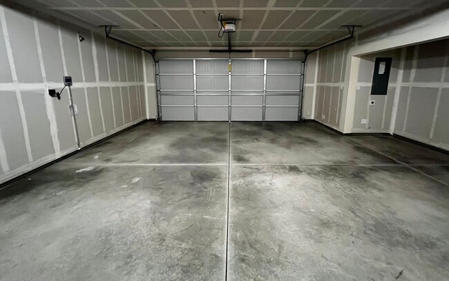 Building Photo - Non-Refundable & Security Deposit Total: $...