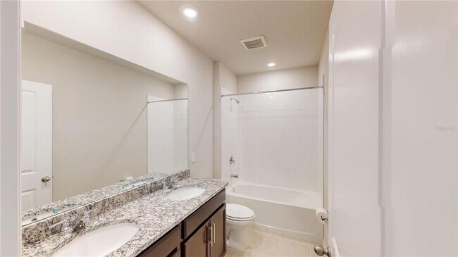 Building Photo - 1212 Oak Vly Dr