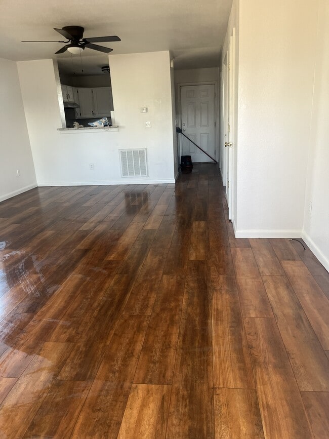 Building Photo - 708 Lowell Blvd